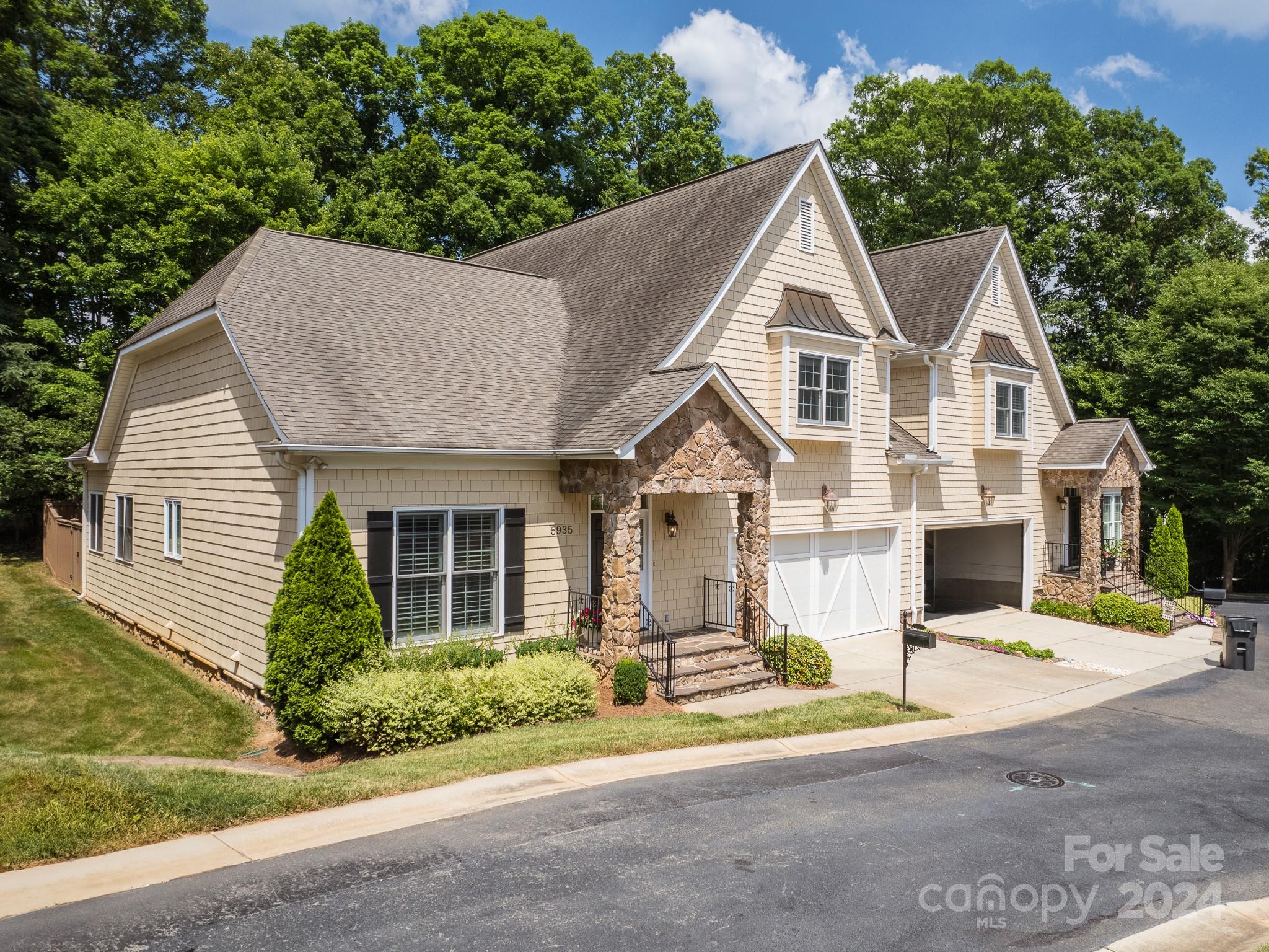 Sardis Court - Residential