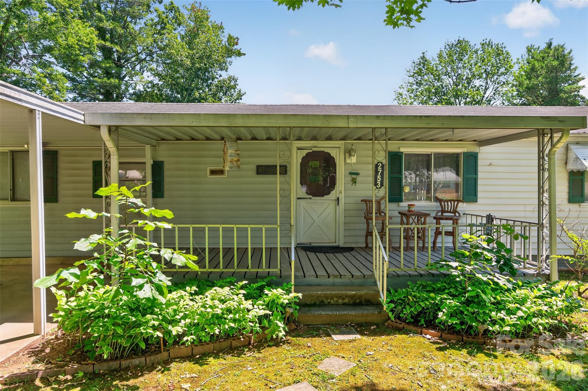 2753 Fairwood Drive