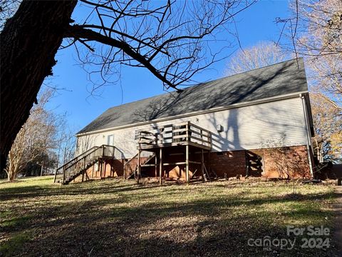 A home in Hickory