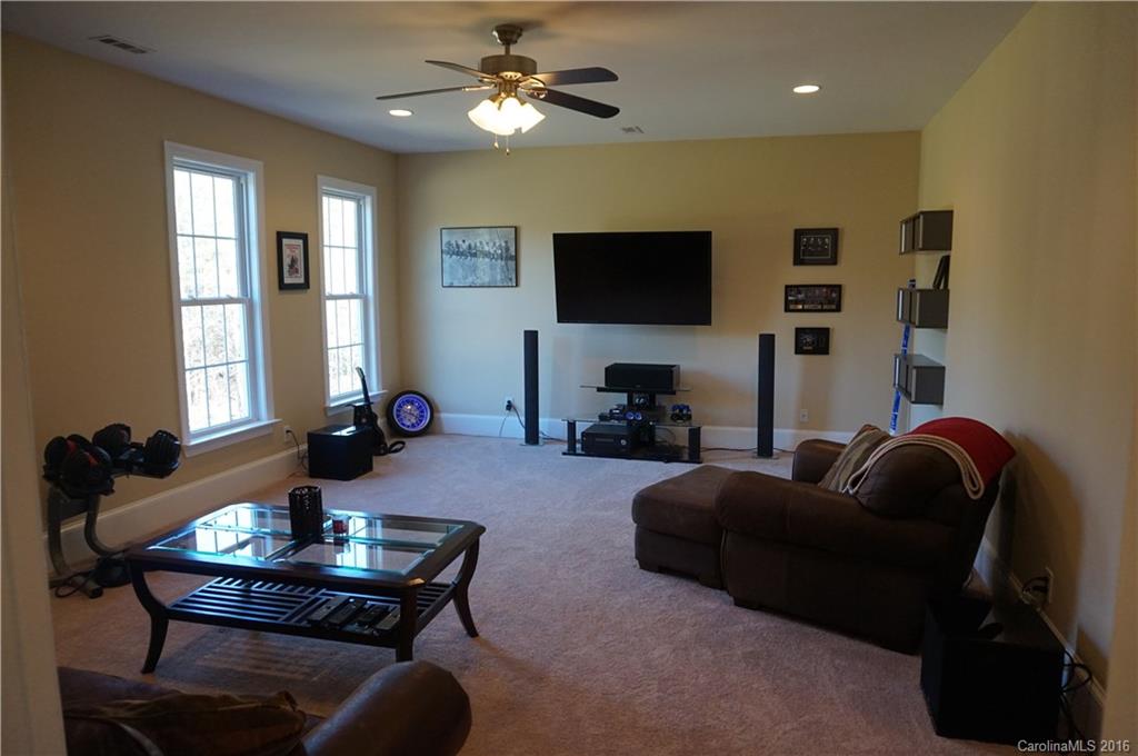 Kingstree - Residential