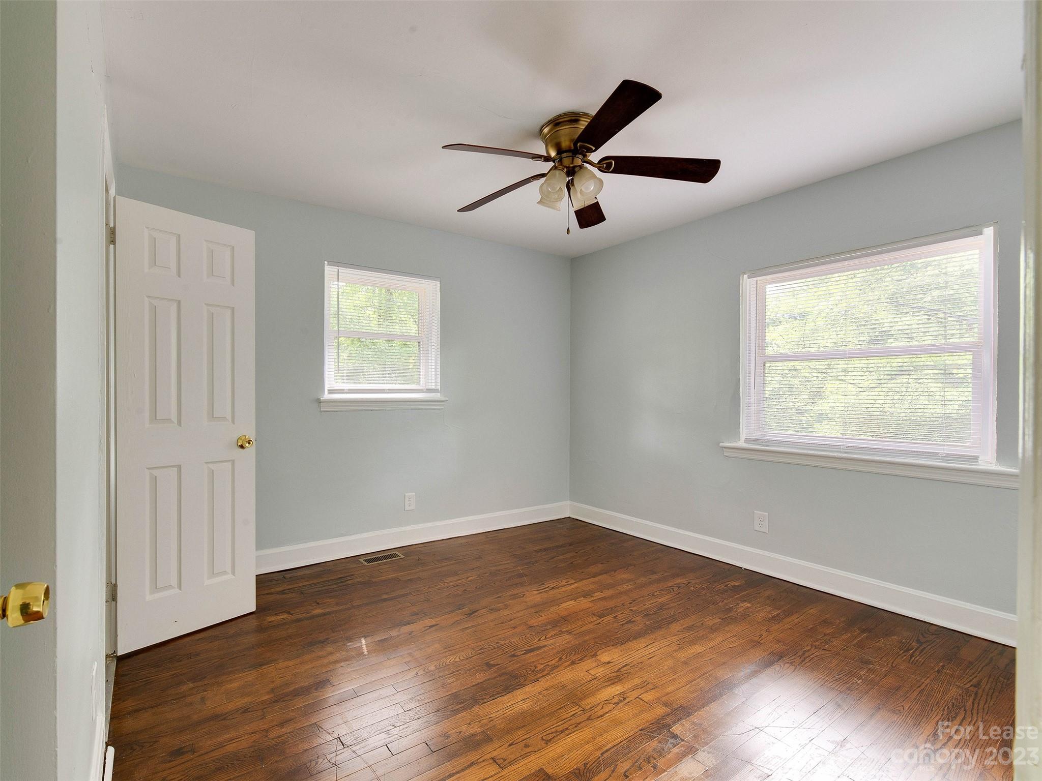 Plaza - Residential Lease