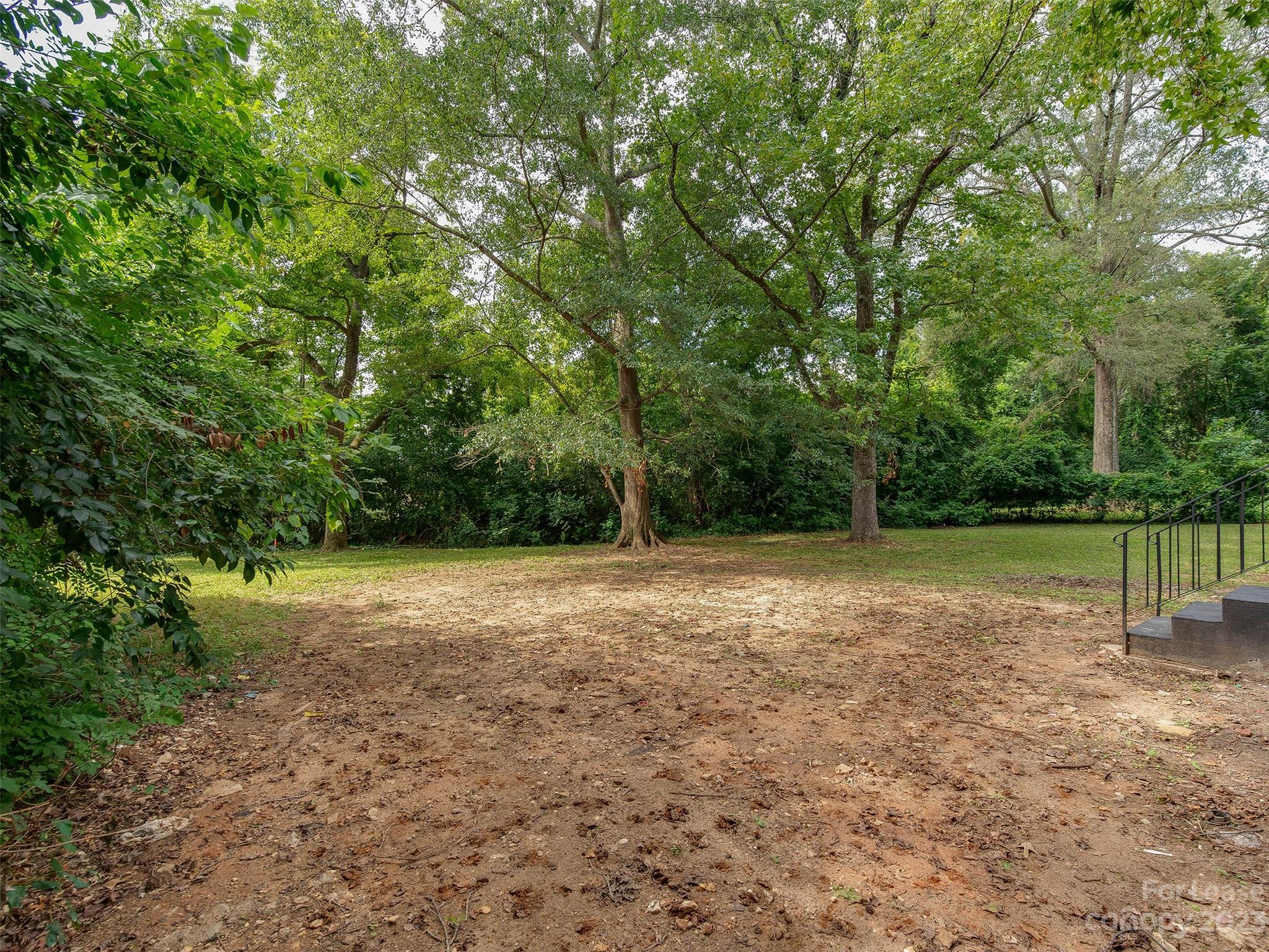 Plaza - Residential Lease