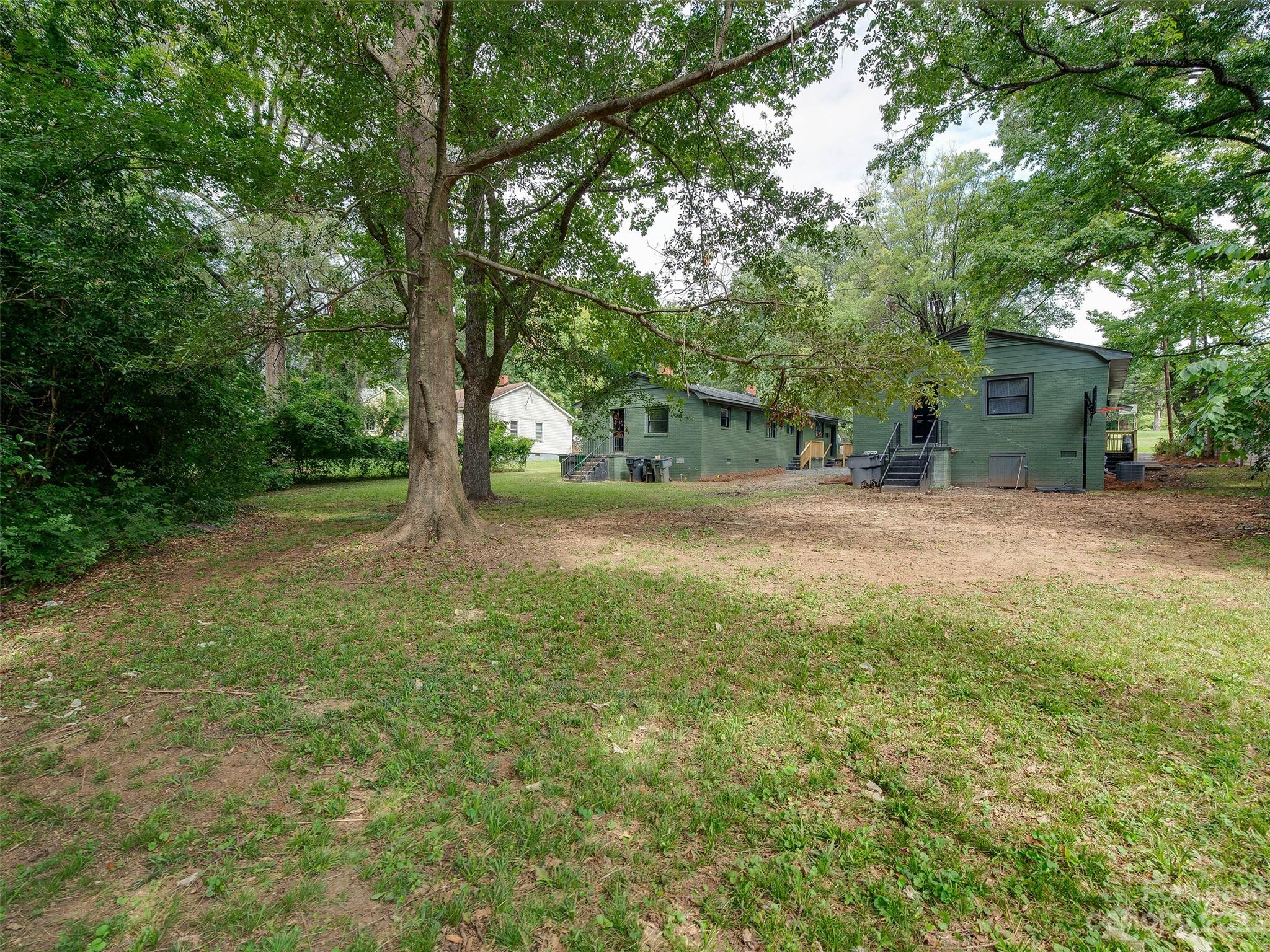 Plaza - Residential Lease