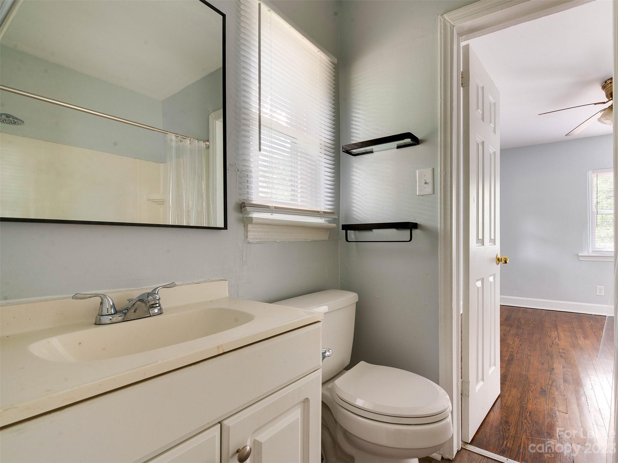 Plaza - Residential Lease