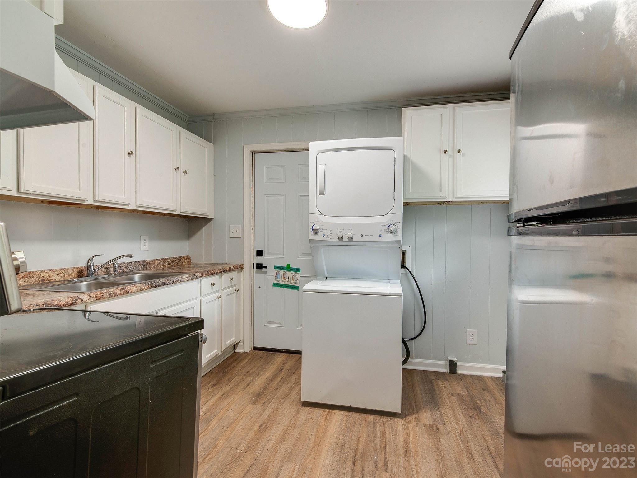 Plaza - Residential Lease