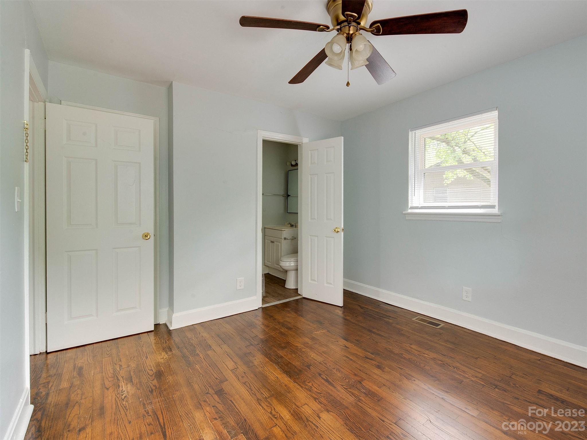 Plaza - Residential Lease