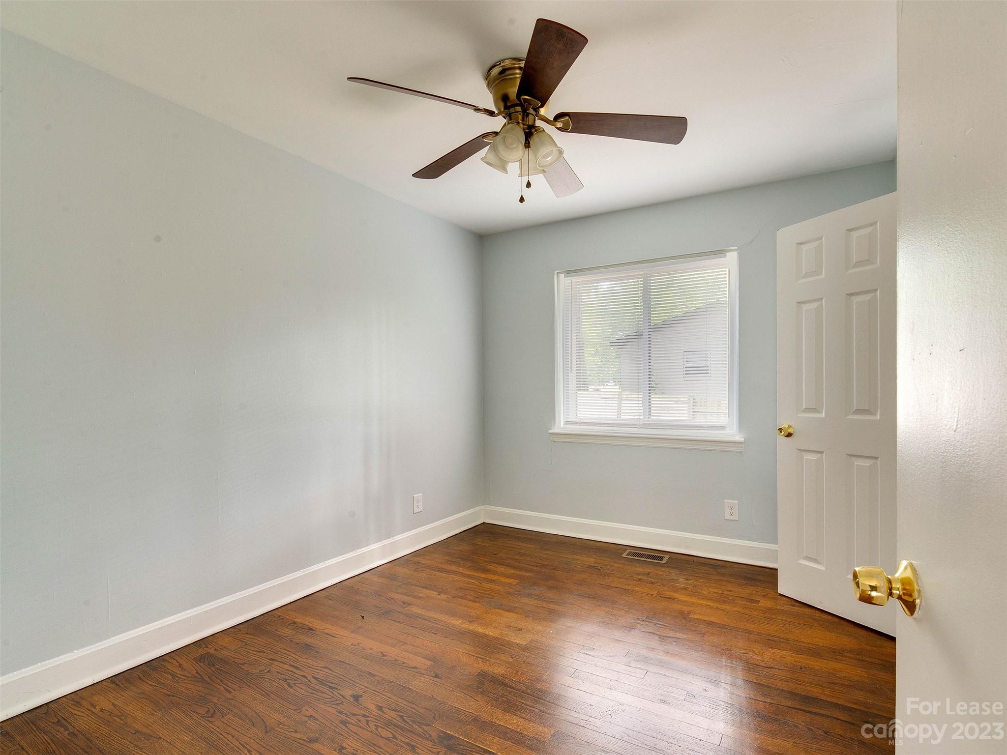 Plaza - Residential Lease