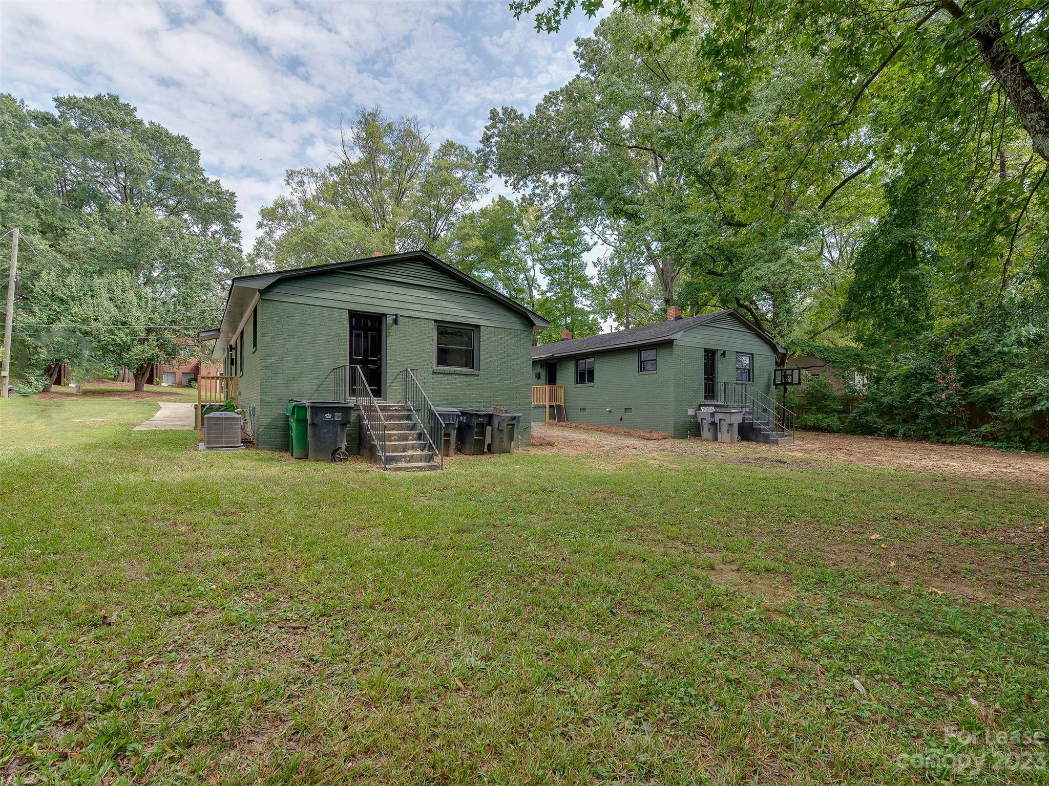 Plaza - Residential Lease