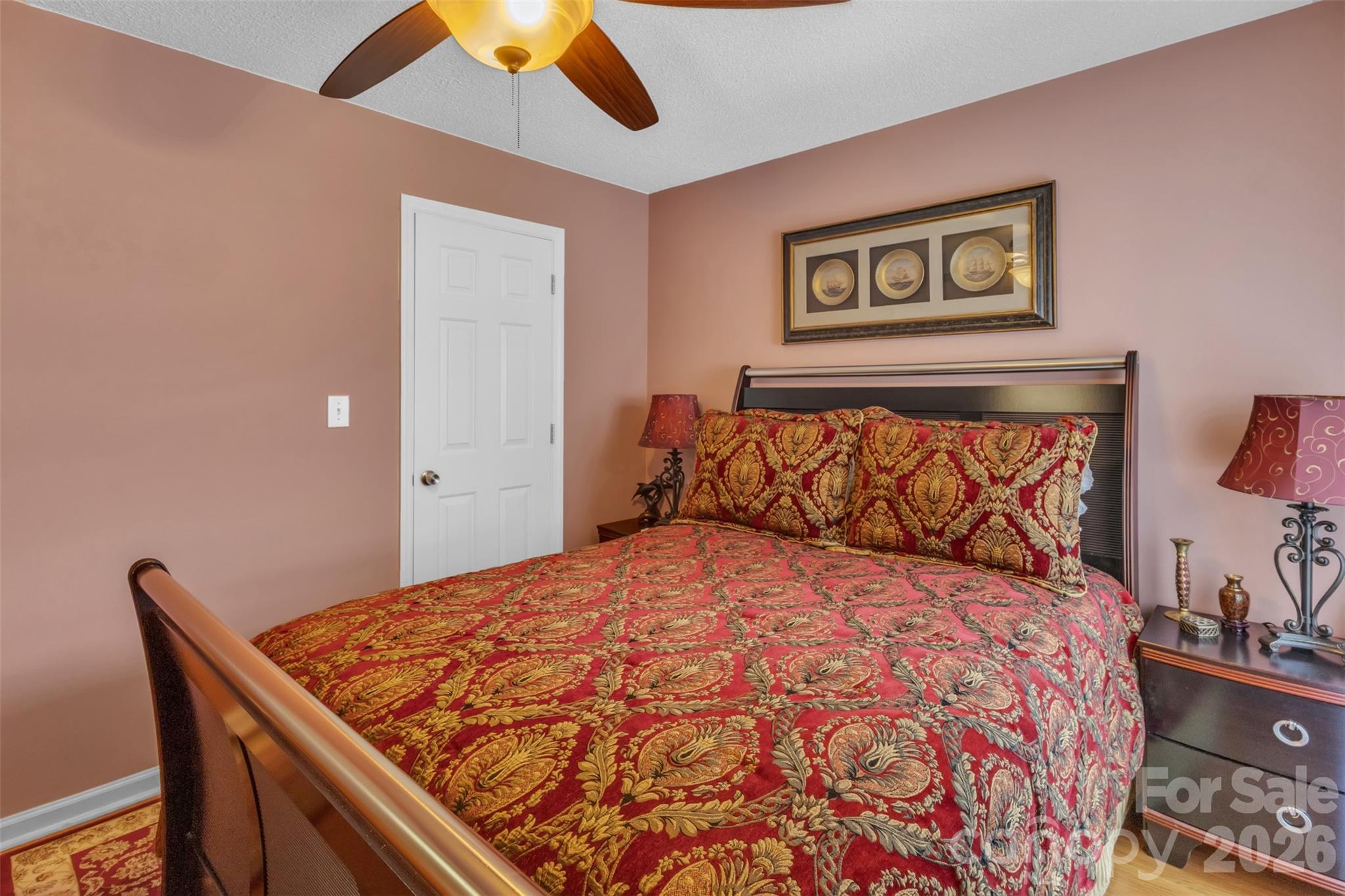 Harris Lake - Residential