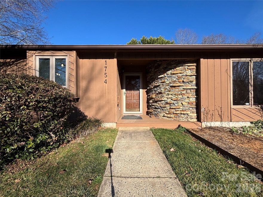 This end-unit townhome in Huntington Woods offers the perfect blend of comfort, style, and lifestyle. Featuring 2 bedrooms and 2 full baths, the newly remodeled interior feels fresh and inviting with professionally painted kitchen and bath cabinets, brand-new stainless steel appliances, updated lighting, LVP flooring in the living room, and plush new carpet in the bedrooms. Step outside to your wrap-around porch, surrounded by mature landscaping for added privacy—an ideal spot to unwind. And when summer arrives, enjoy access to the community pool, perfect for relaxing or socializing without the upkeep. All of this just minutes from shopping, fitness, and entertainment.