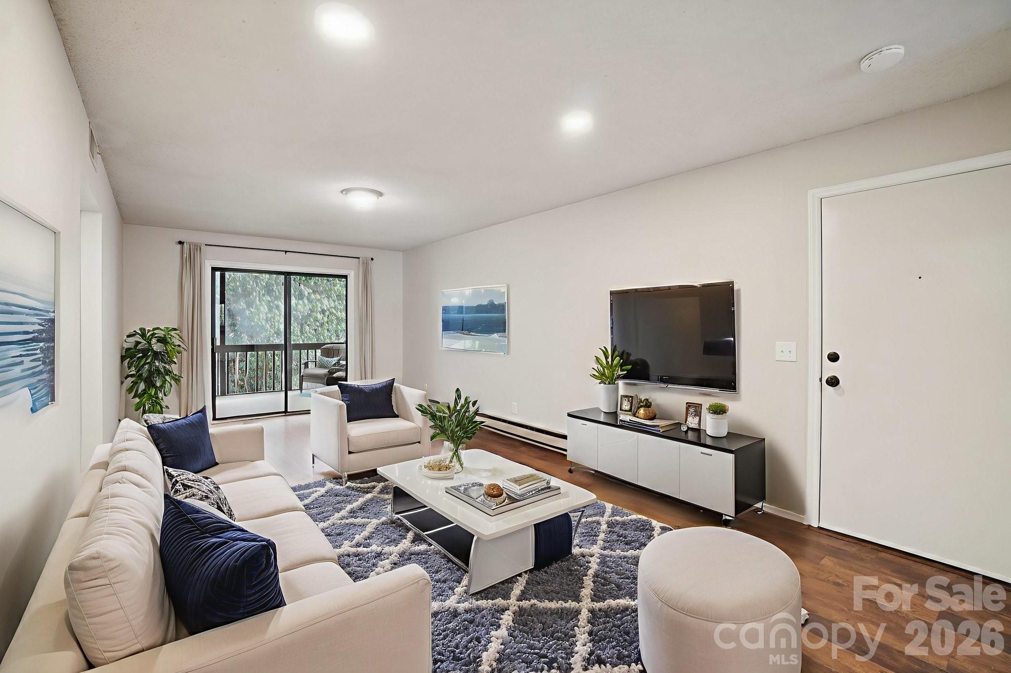 Laurel Park Villas - Residential