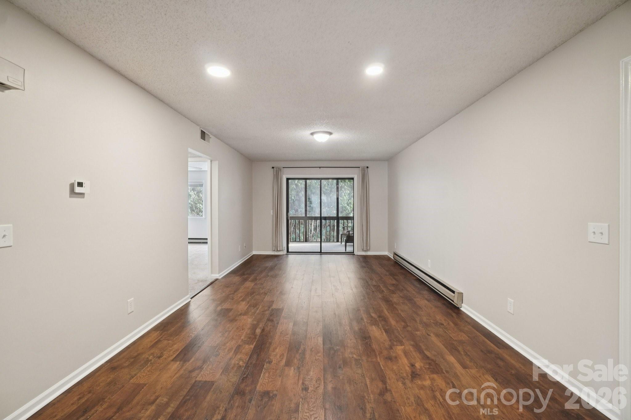 Laurel Park Villas - Residential