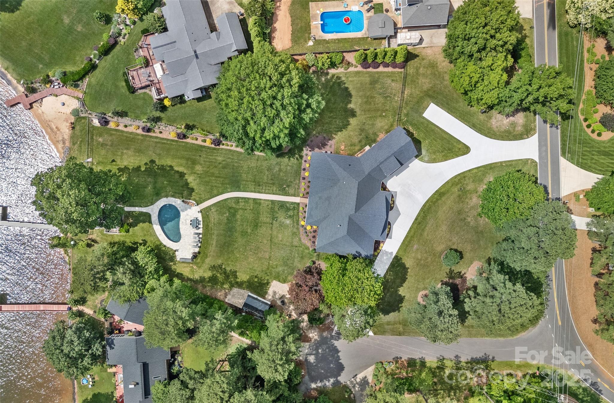 106 Beachview Drive