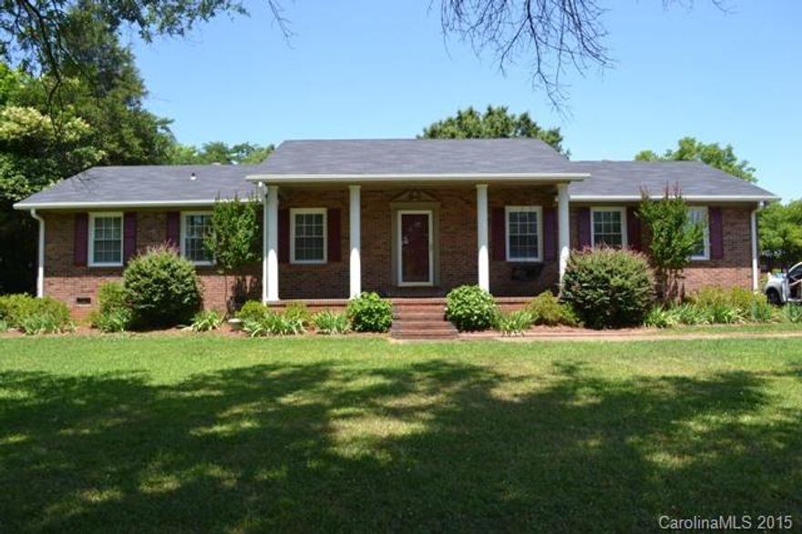 All brick ranch home, cute as can be, one owner home. Rocking chair front porch, formal living room, dining room and large great room with fireplace. Spacious kitchen and eating area, updated baths. Laundry room, screen porch and huge back yard. Brand new gas pack as of July 9, 2015!  Will not last long!