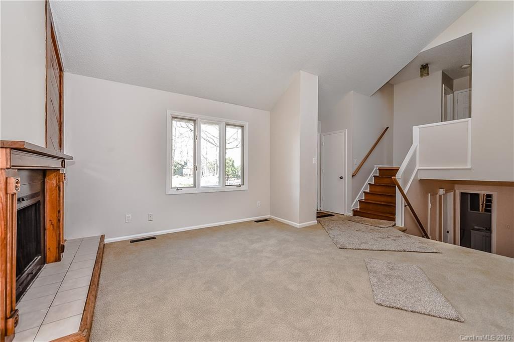 Tega Cay - Residential