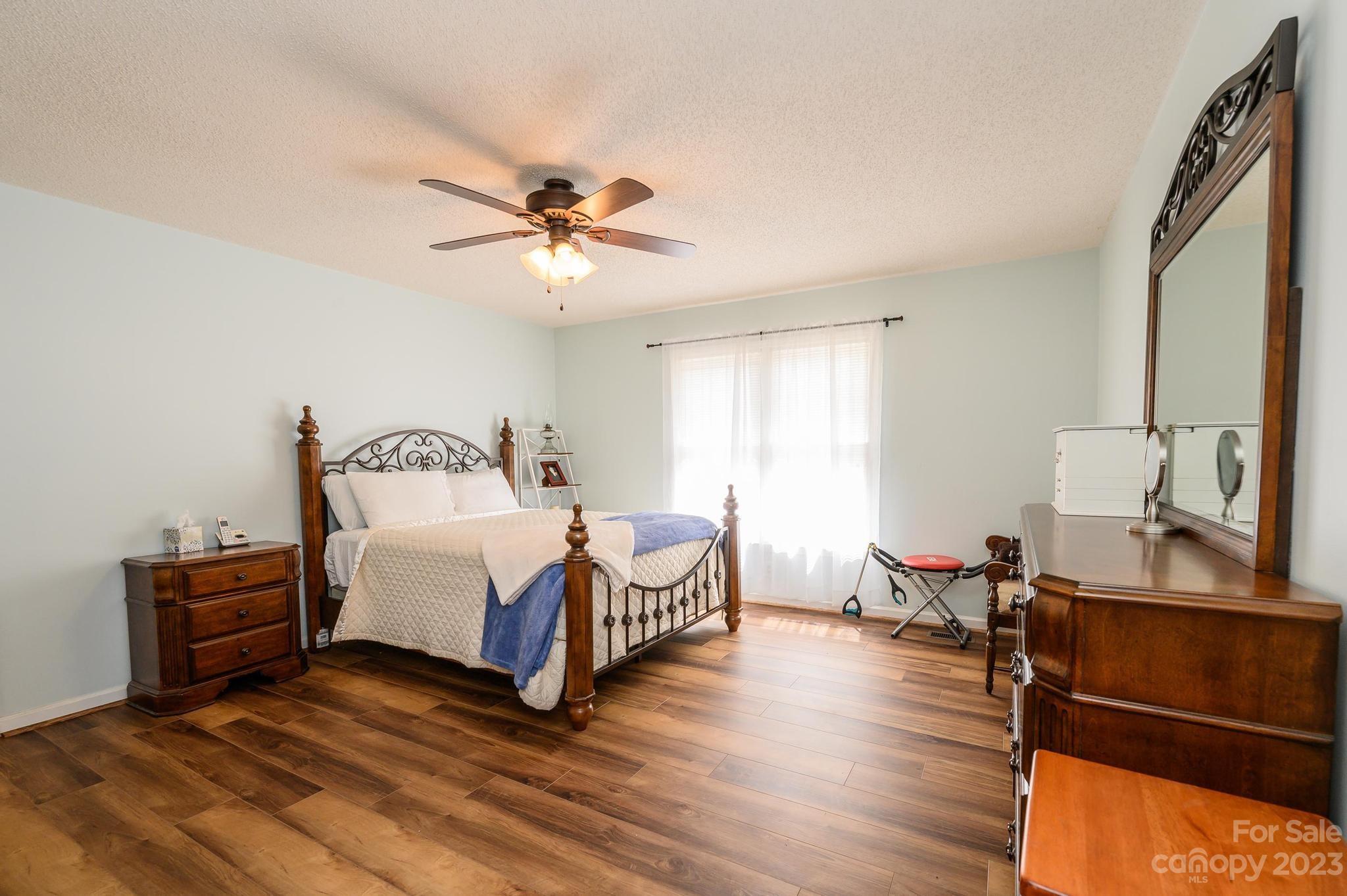 Olde School Sub - Residential