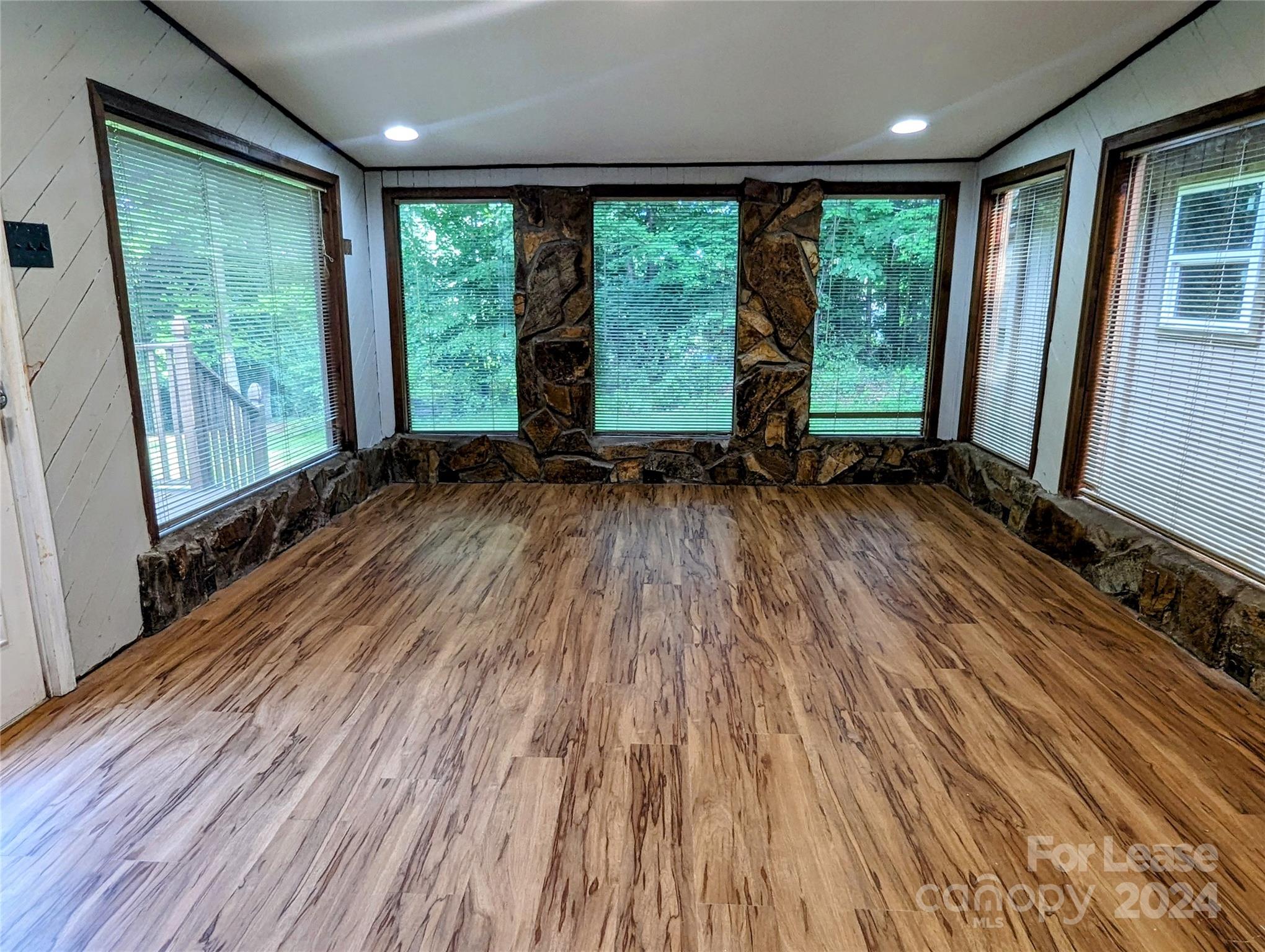 Tyco Meadows - Residential Lease