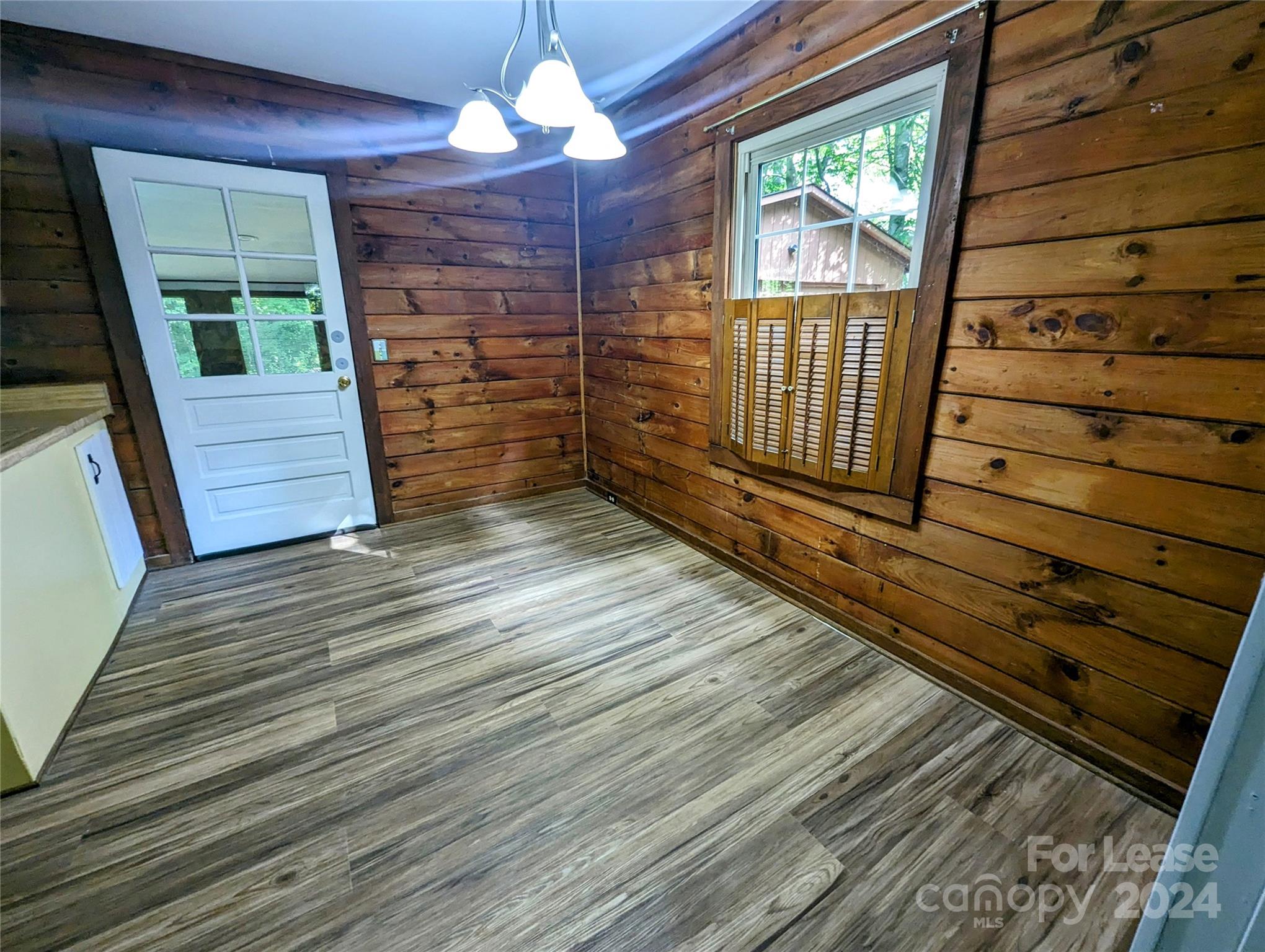 Tyco Meadows - Residential Lease