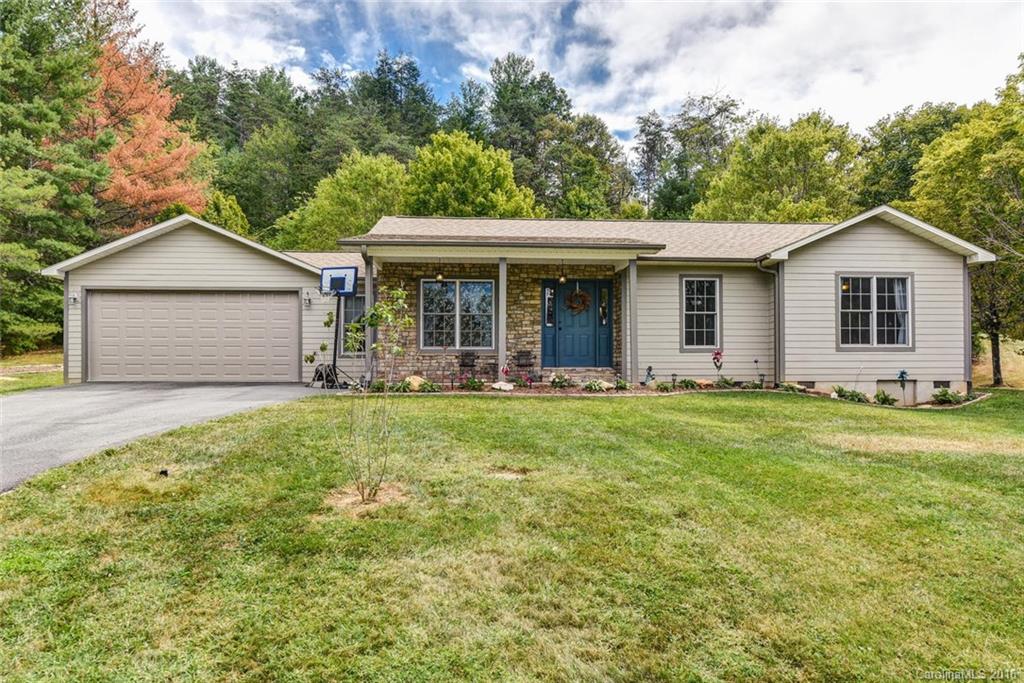 Photo 1 of 22 — 32 Terrace Lane, Weaverville, NC 28787