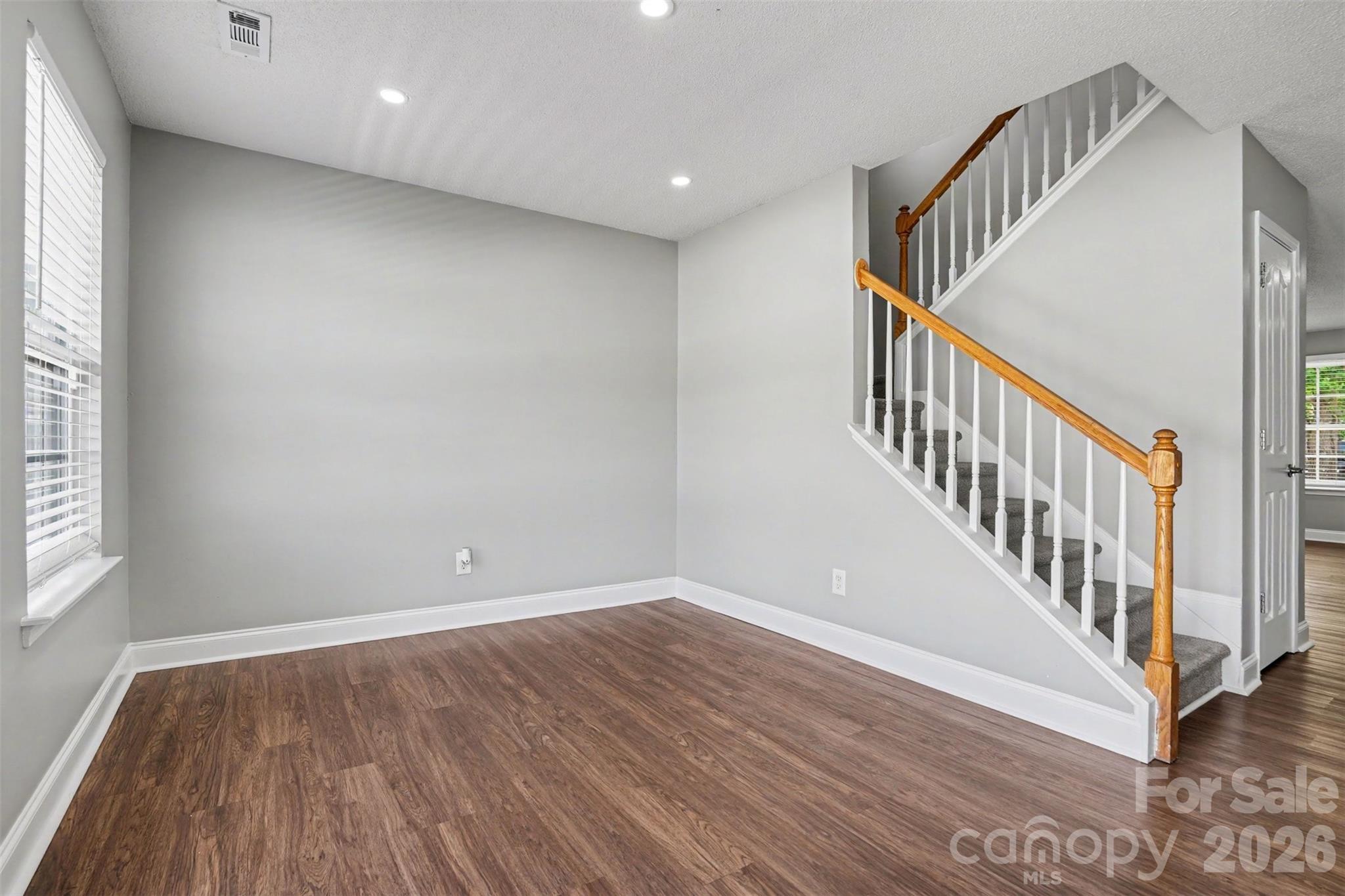 Strider Ridge - Residential