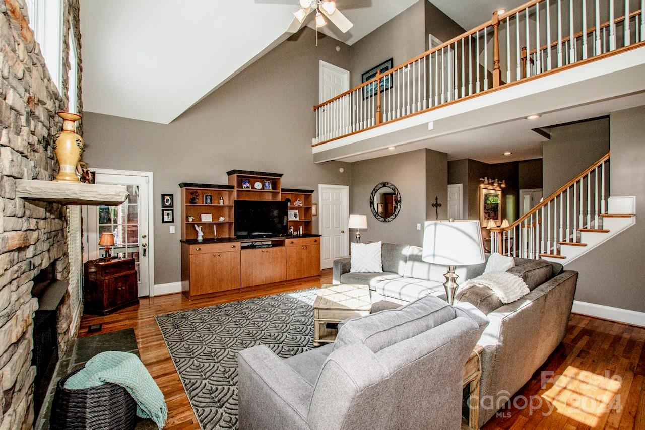 Windy Ridge - Residential