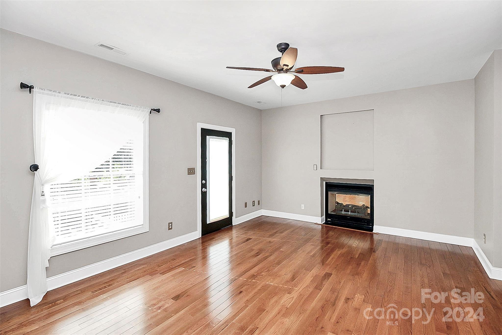 Huntington Farms - Residential