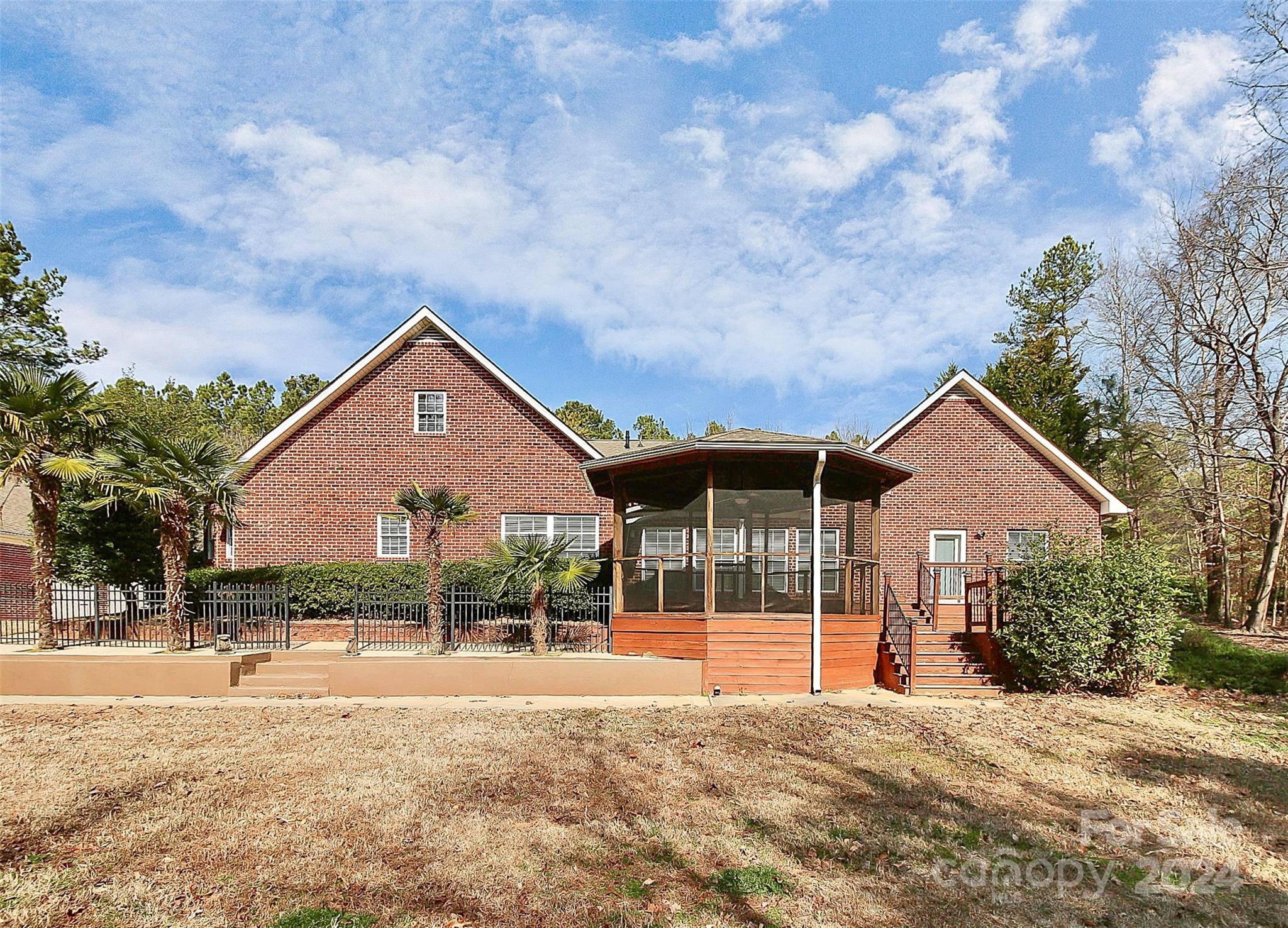 Huntington Farms - Residential