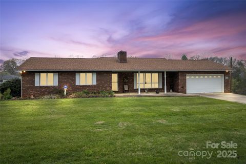 83 Overlook Drive Leicester NC 28748