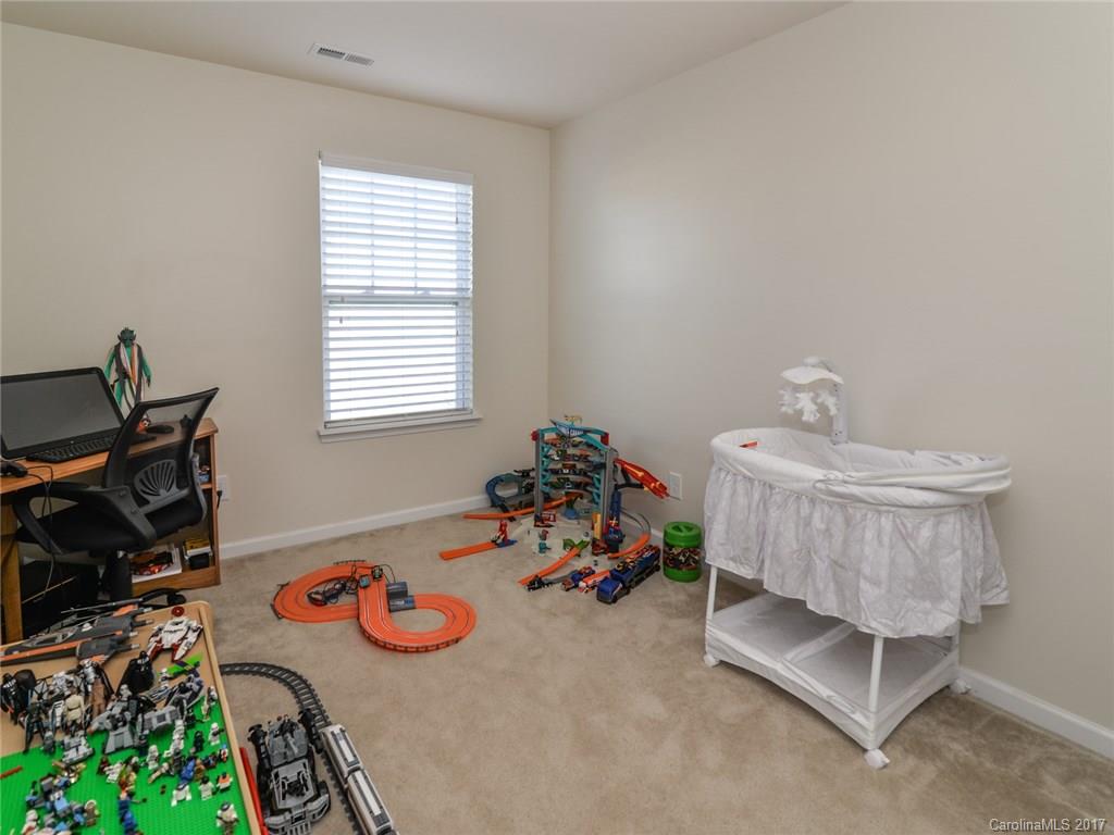 Charlotte Pines - Residential