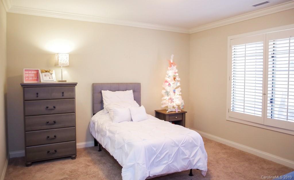 Forest Hills - Residential