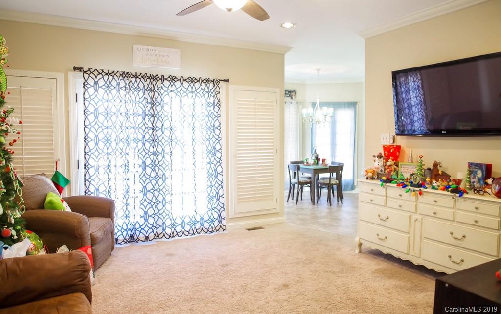 Forest Hills - Residential