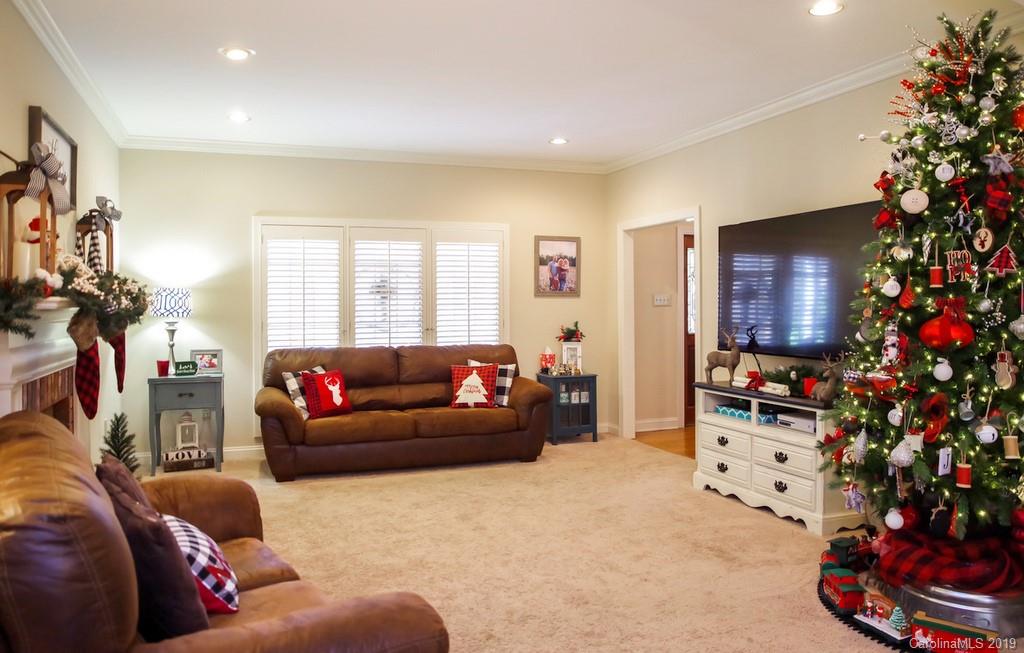 Forest Hills - Residential