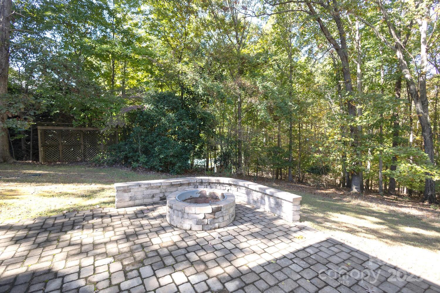 Royal Oaks - Residential