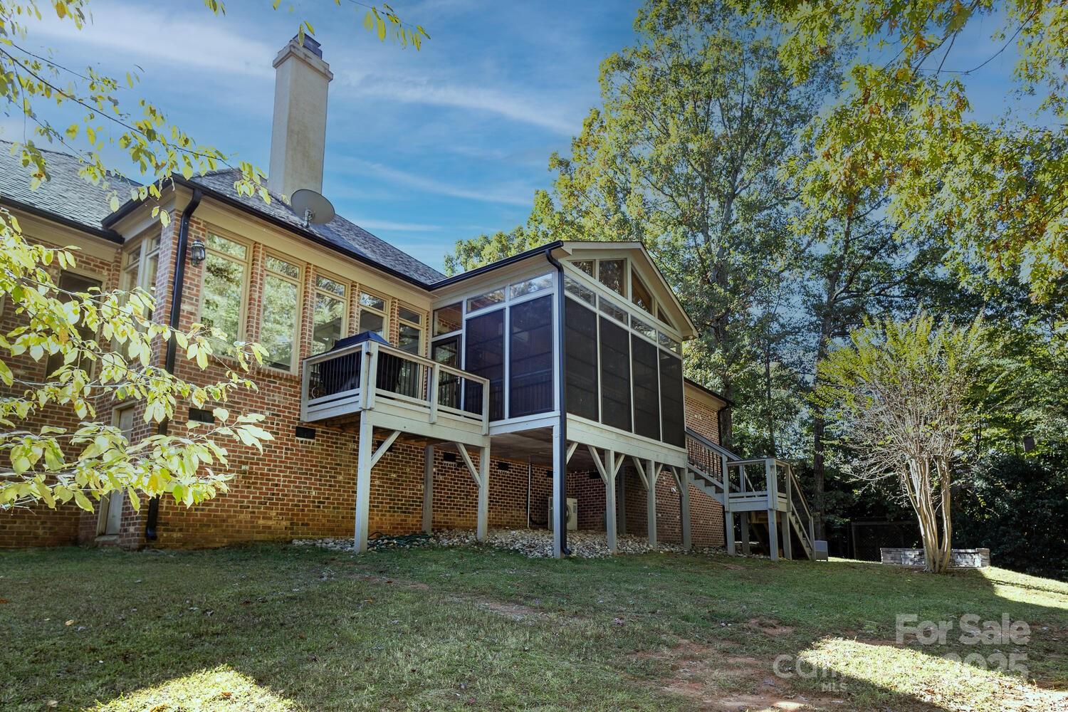 Royal Oaks - Residential