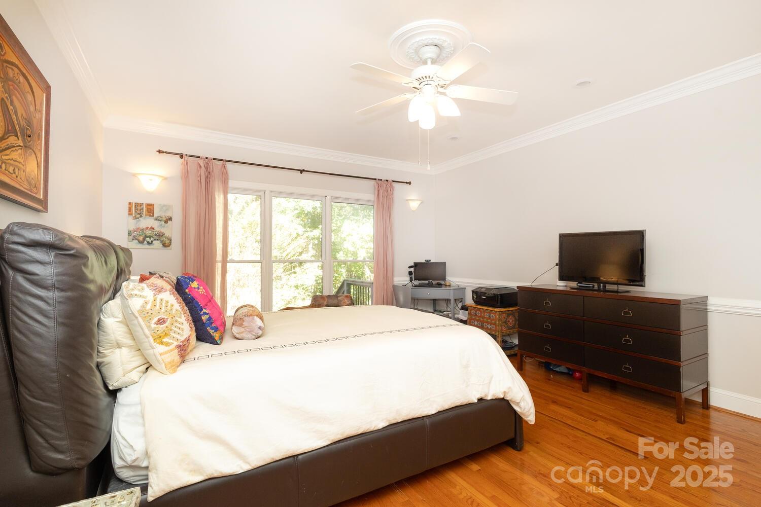 Royal Oaks - Residential