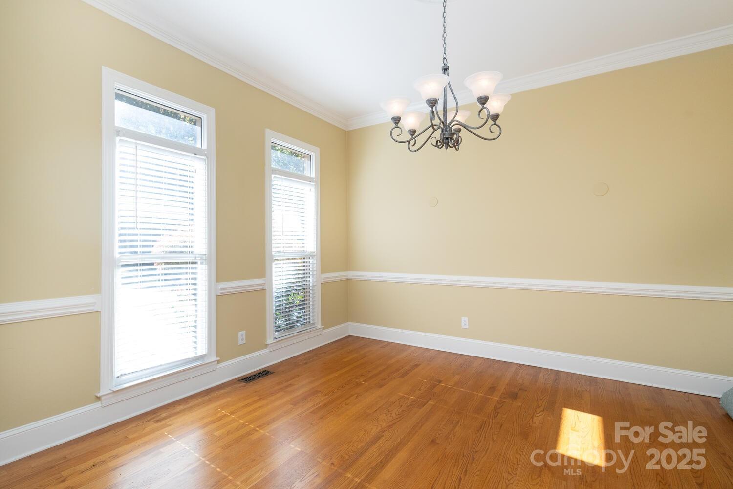 Royal Oaks - Residential