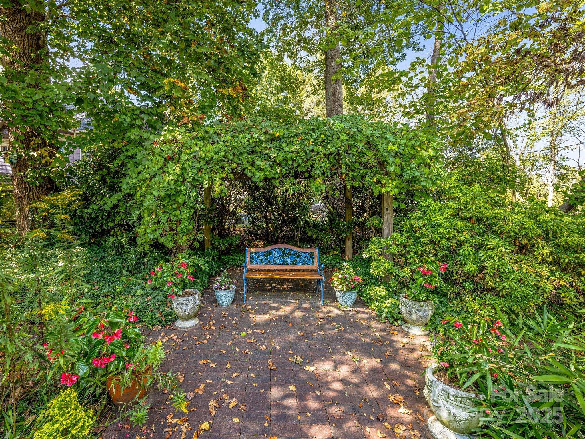 Montford - Residential