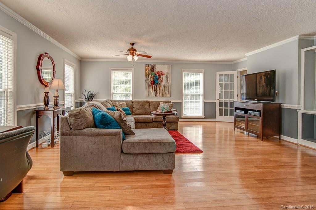 Black Horse Run - Residential