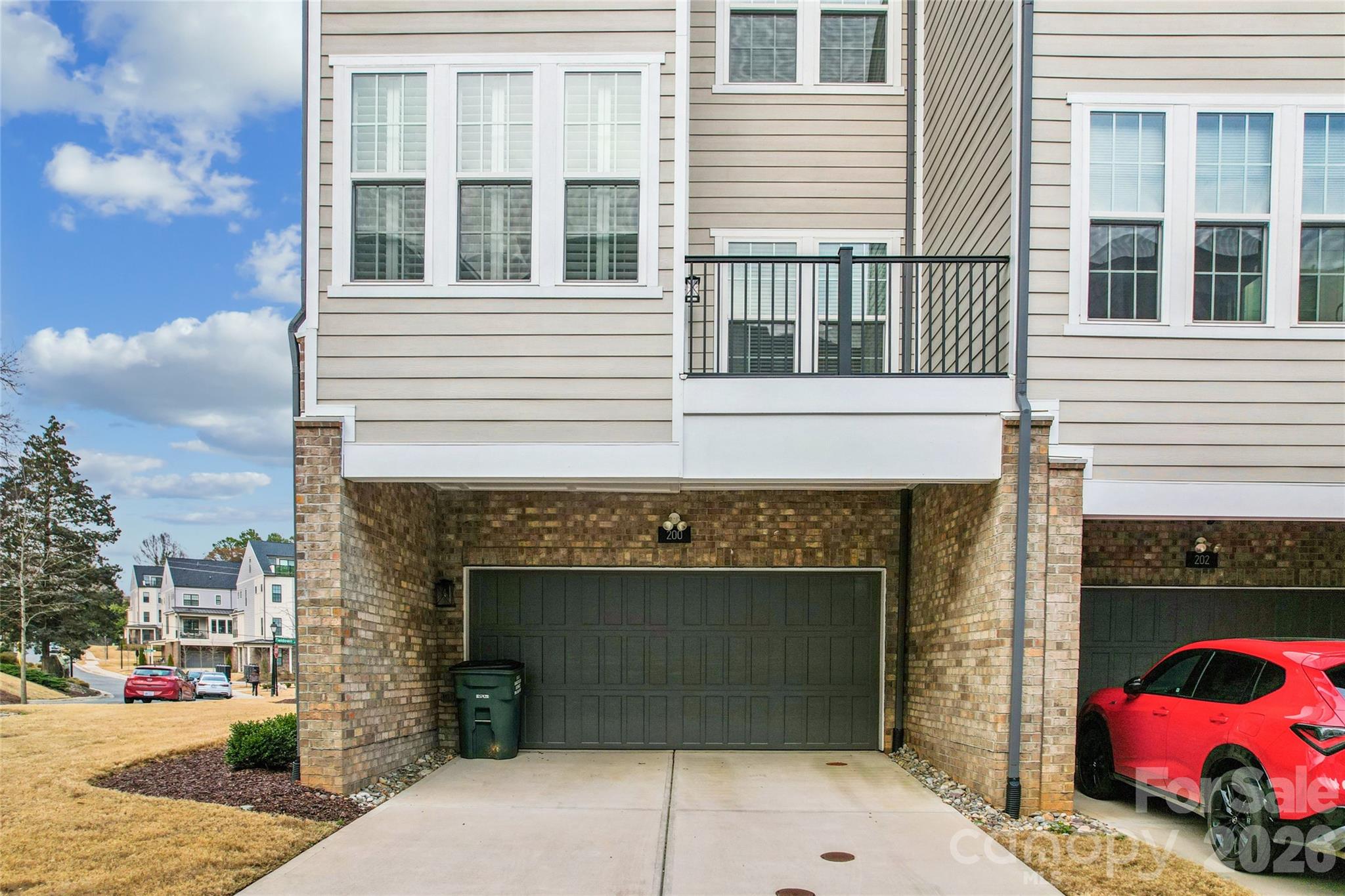 Elizabeth - Residential