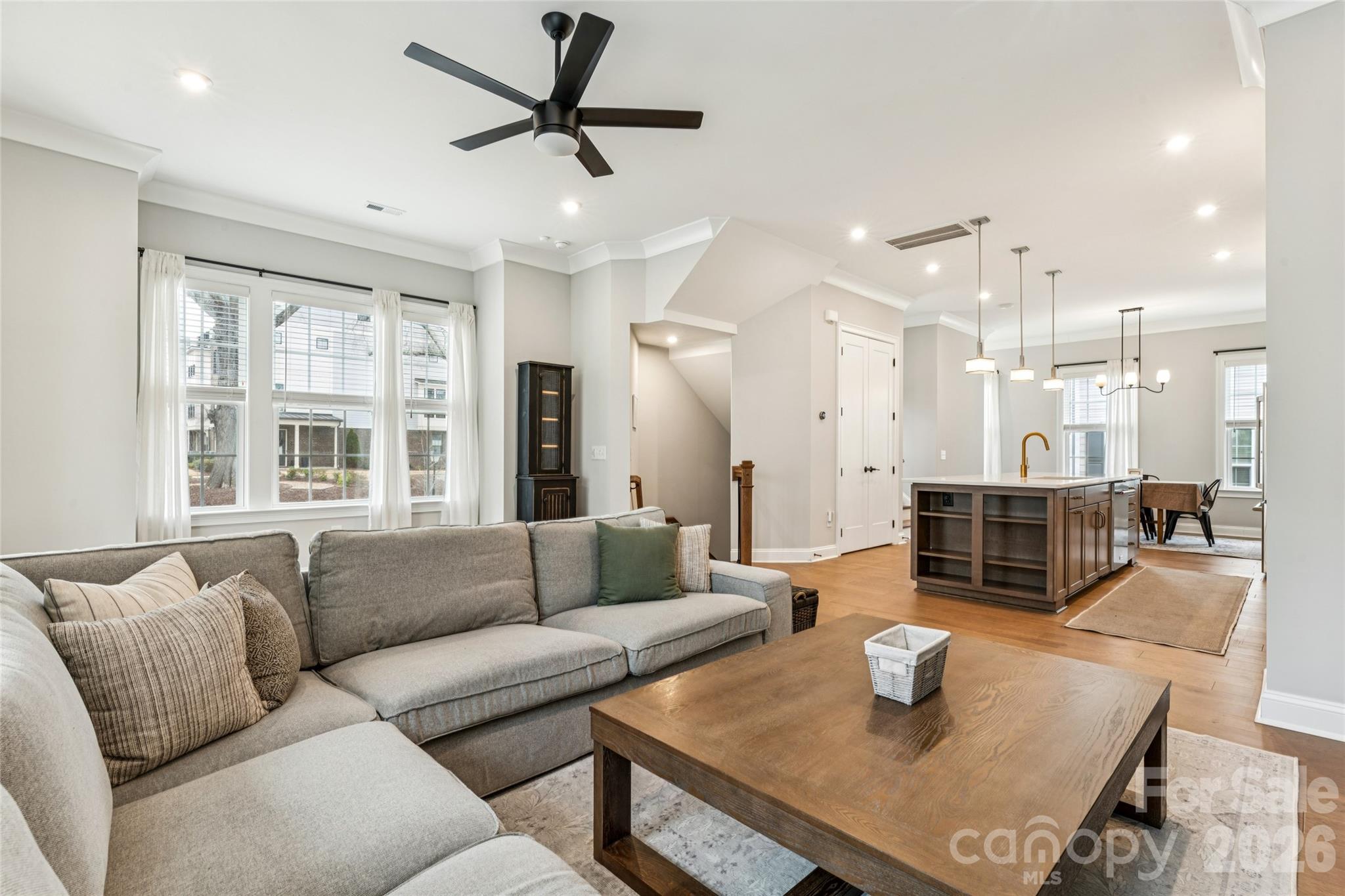 Elizabeth - Residential