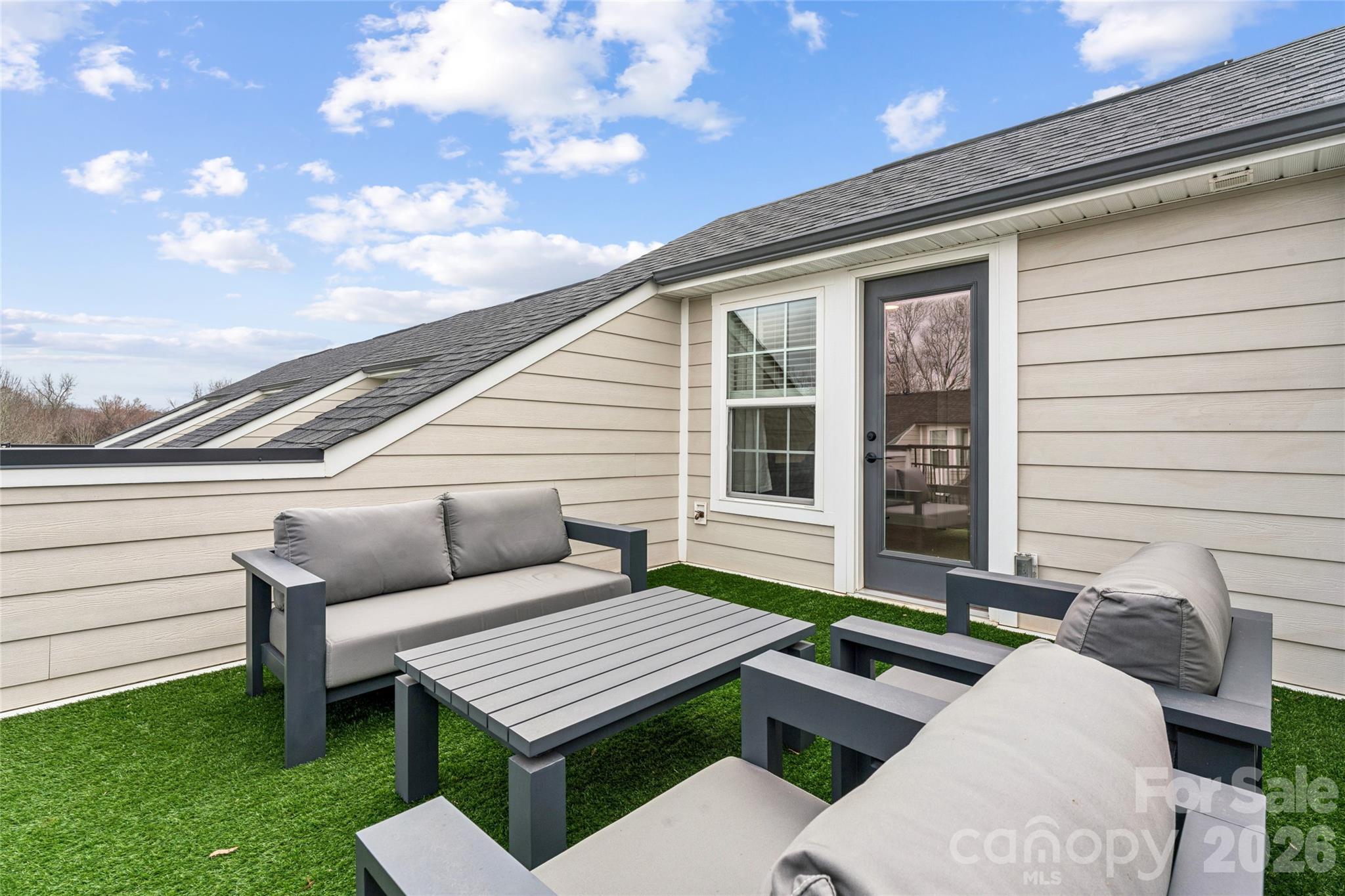 Elizabeth - Residential