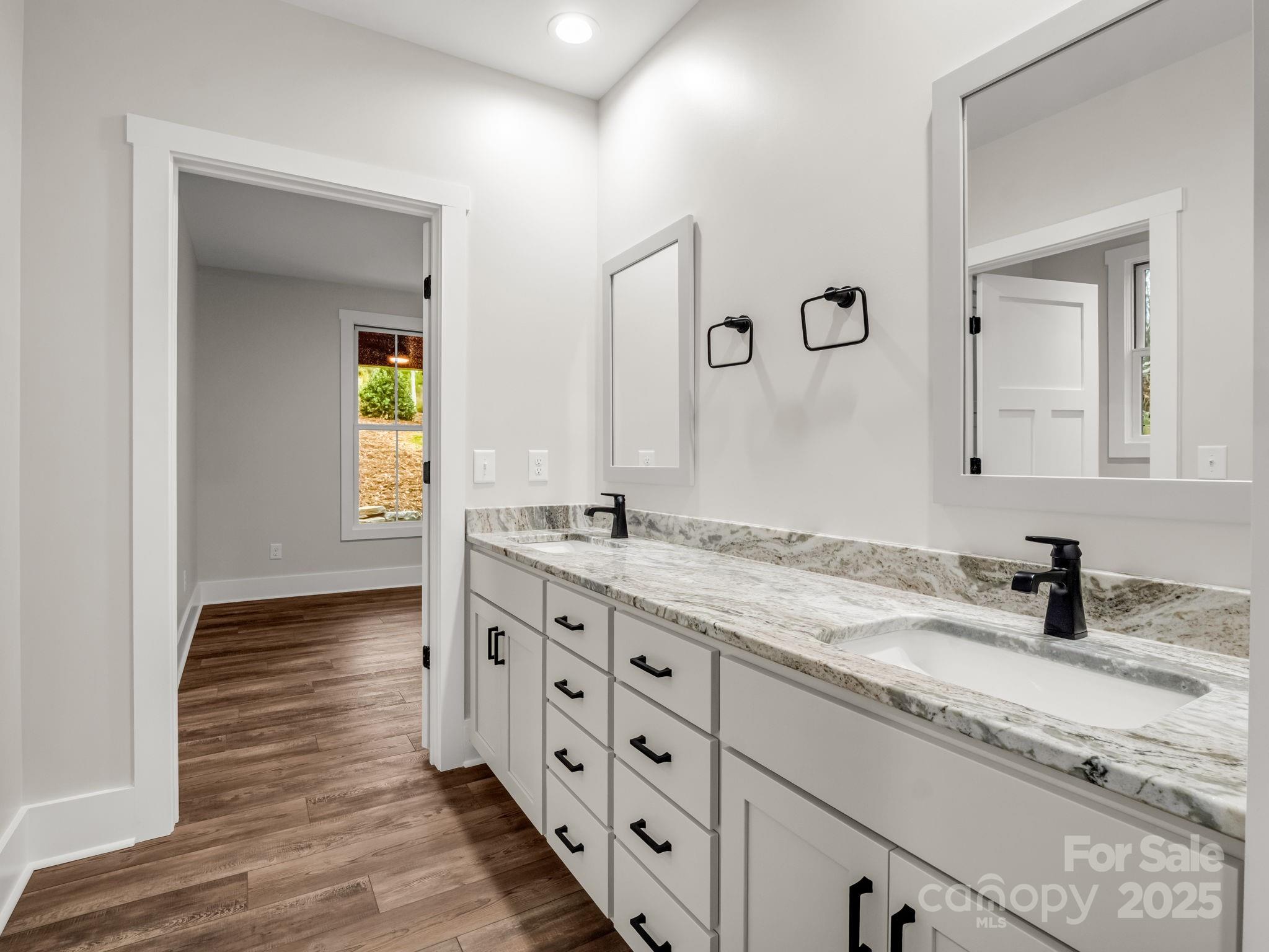 West Gate - Residential