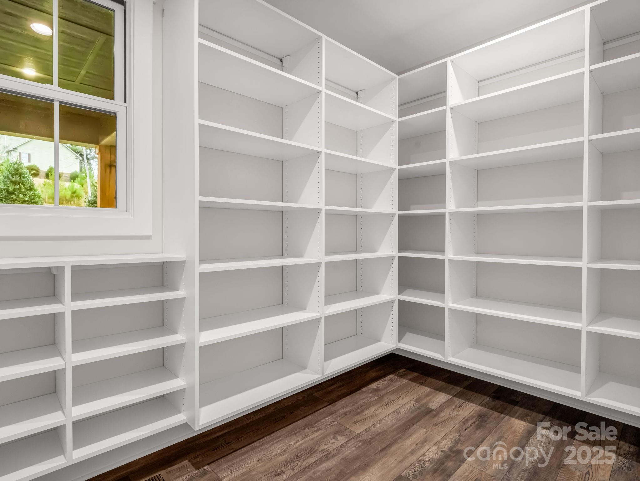 West Gate - Residential