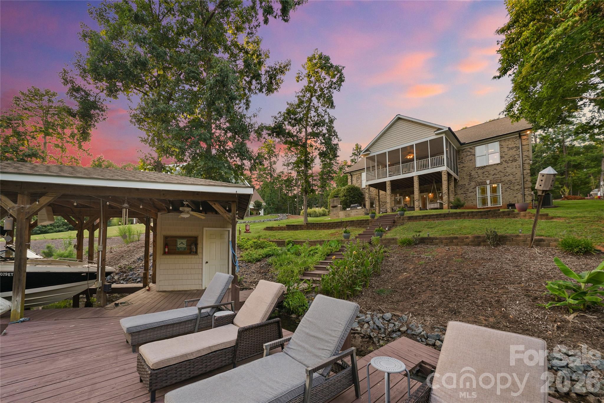 410 Plantation Way