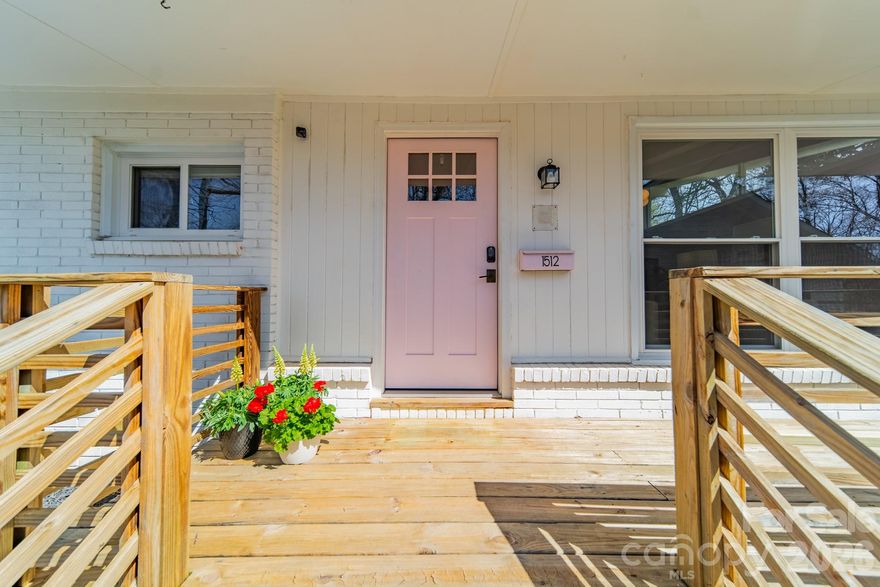 This charming 3-bedroom, 2-bath home blends mid-century vibes with modern livability. The open floor plan creates a bright, welcoming space perfect for everyday living and entertaining.
The living room features large windows that fill the home with natural light and beautiful hardwood floors that add warmth and character throughout. Glass doors open to a covered patio, seamlessly connecting indoor and outdoor living.
Step outside to a large, fenced backyard—ideal for relaxing, entertaining, pets, or play. The yard offers plenty of space while creating a peaceful neighborhood setting.
Located in a desirable area close to dining and shopping, you’ll enjoy easy access to everything in South End and along Park Road.