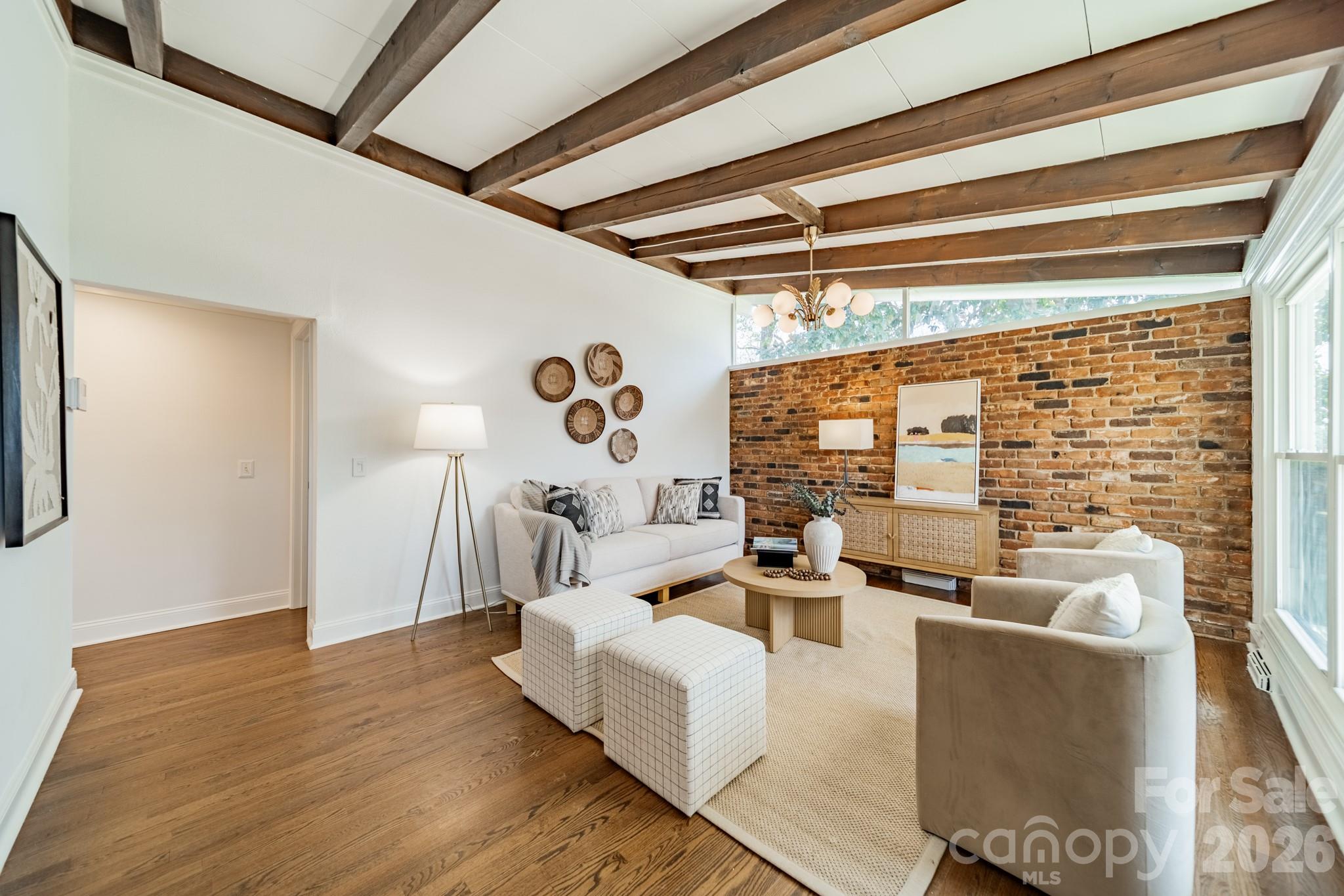 1512 Hartford Avenue