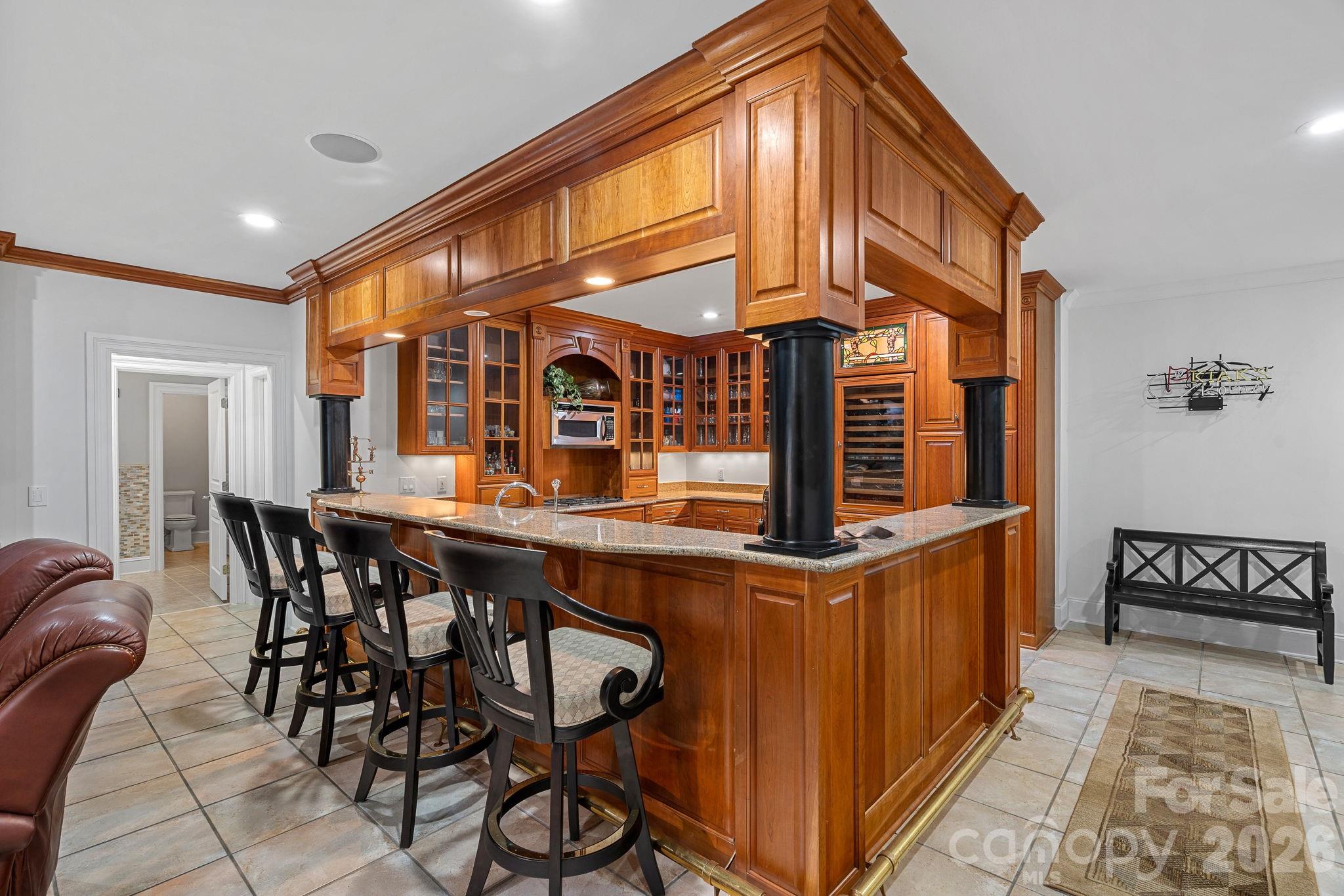 The Peninsula - Residential