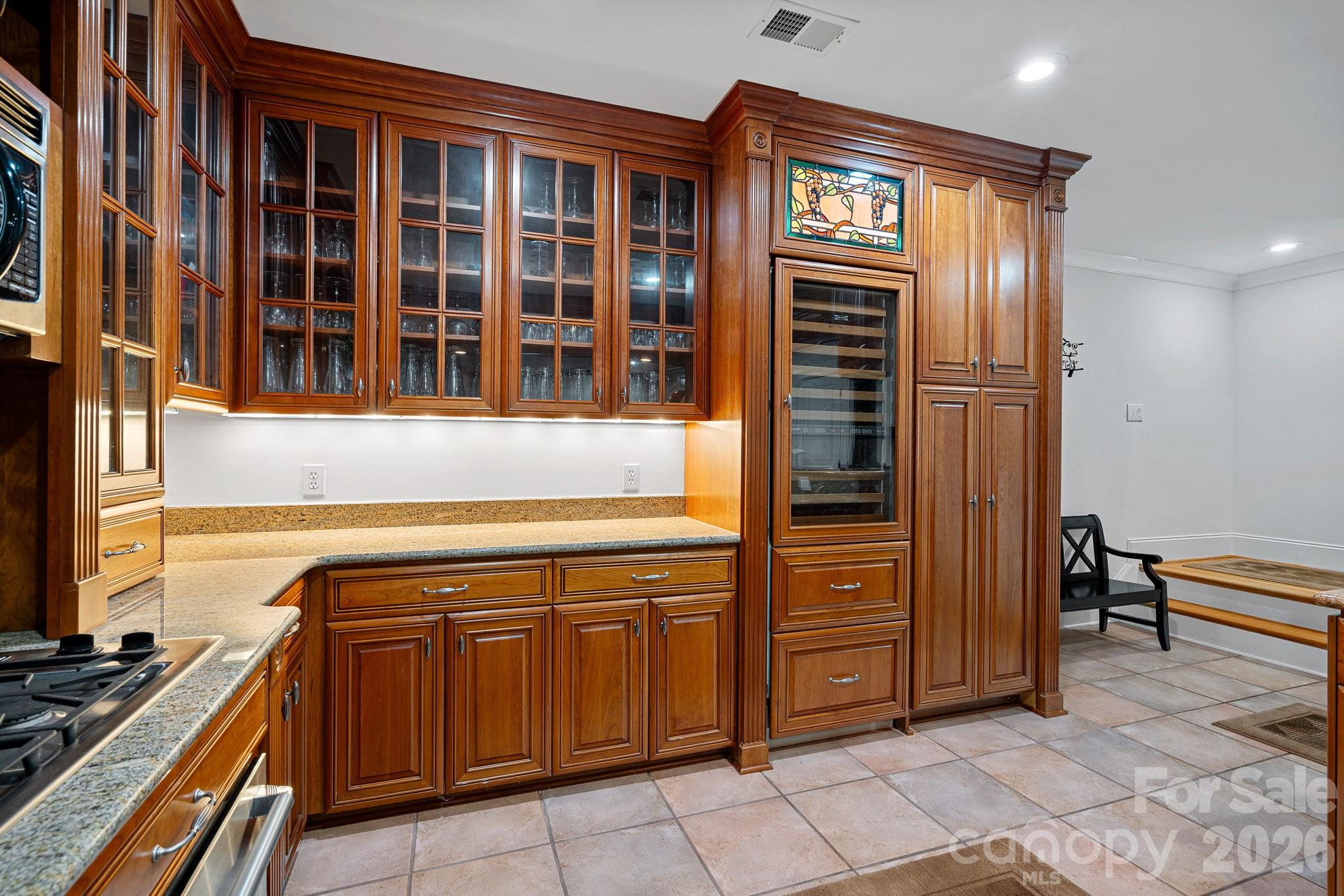 The Peninsula - Residential