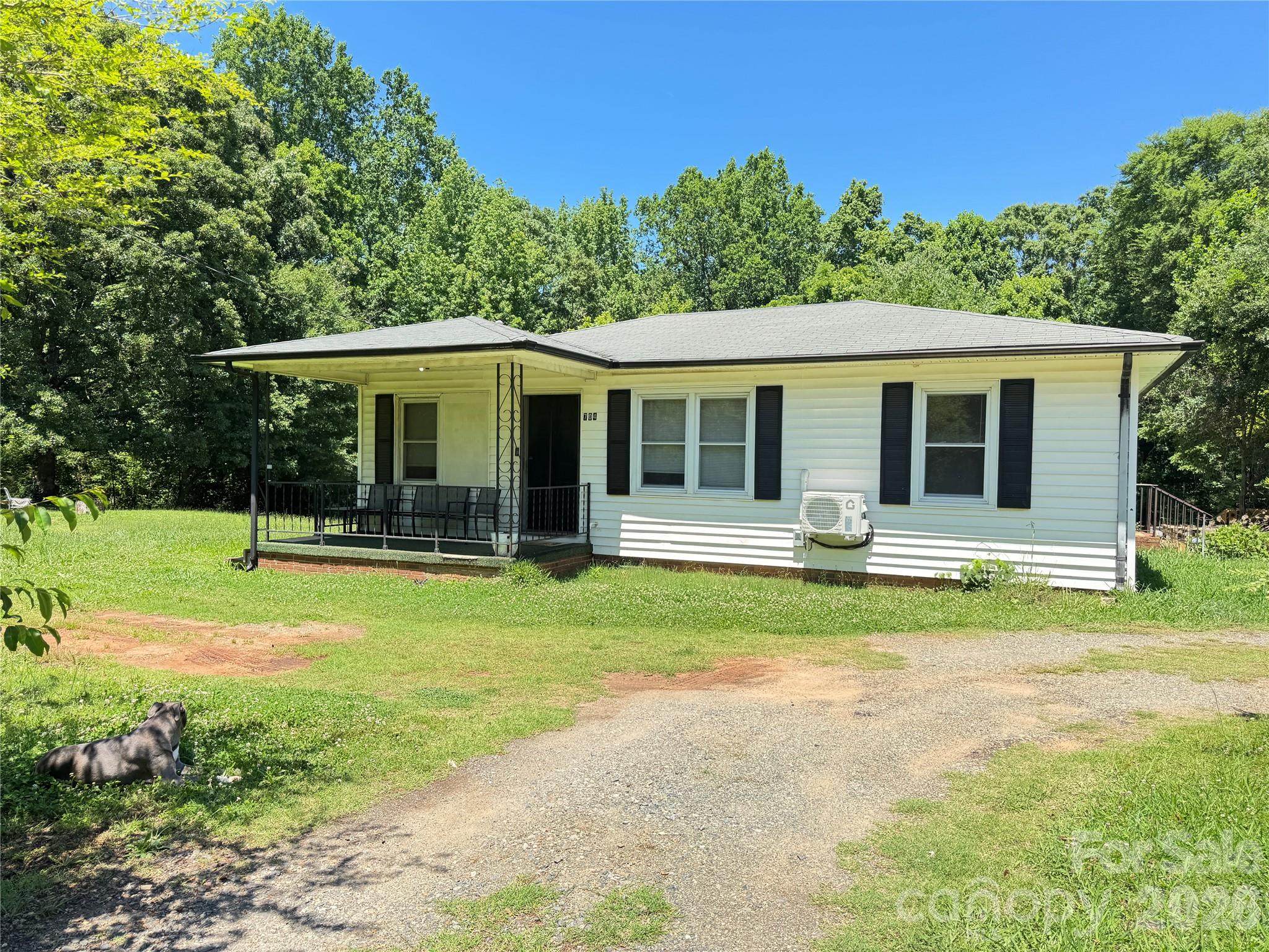 704 Morningside Drive