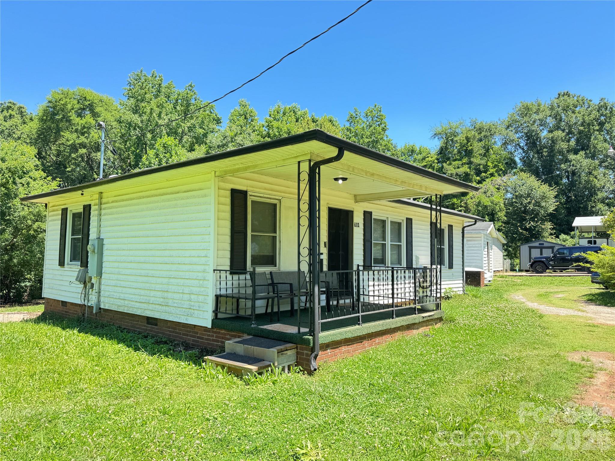 704 Morningside Drive
